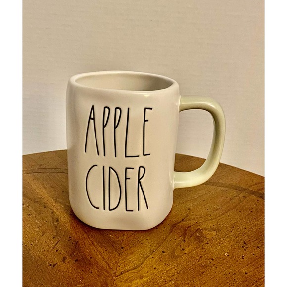 NWT Rae Dunn APPLE CIDER Mug - Picture 1 of 1